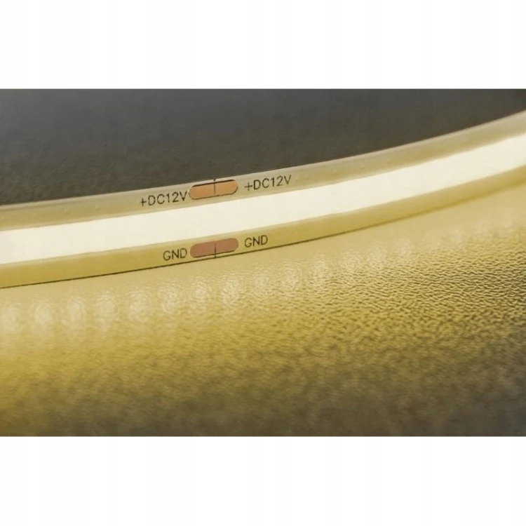 Taśma LED GTV 5 m ciepła biała 11 W 750 lm IP20