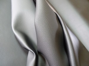 Tkanina samochodwa, Derma ciągliwa
